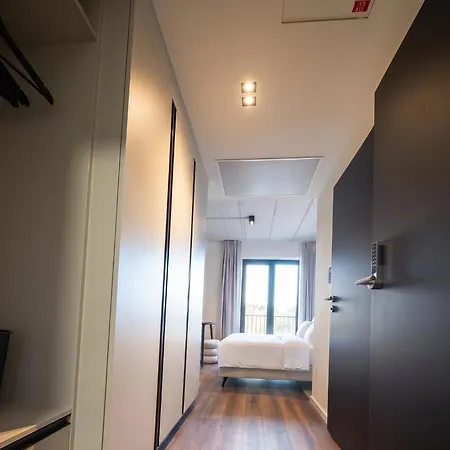 Brick Hotel